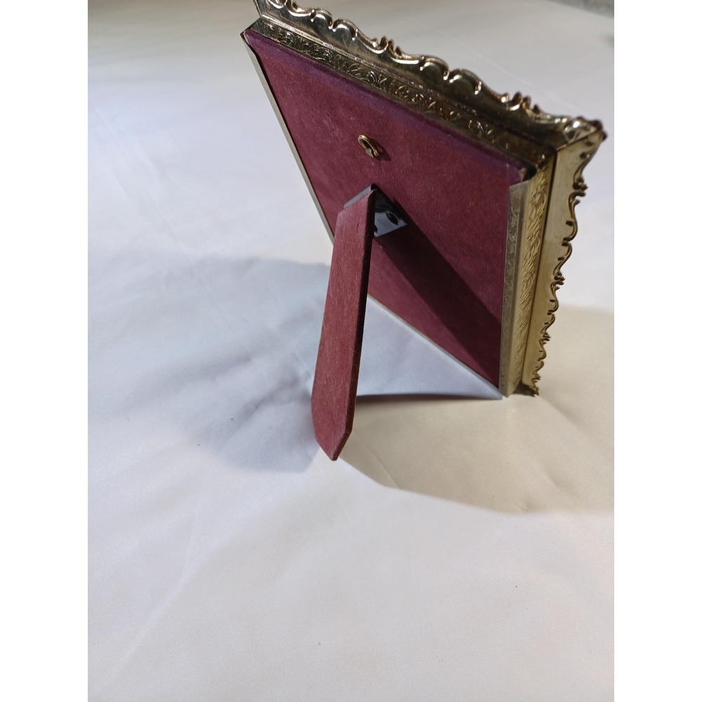 White Metal Picture Frame 5x7 Ornate Baroque Vintage Photo Tabletop Easel Back - Picture 4 of 6